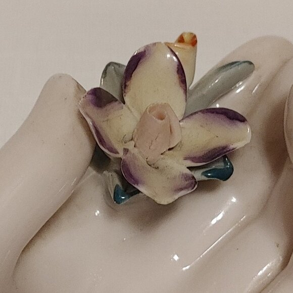 Beautiful Vintage Hand Ring Holder Made in Japan Light Lavender 40s 50s - Picture 4 of 7